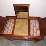 Sublime Louis XVI style walnut and walnut veneer dressing table