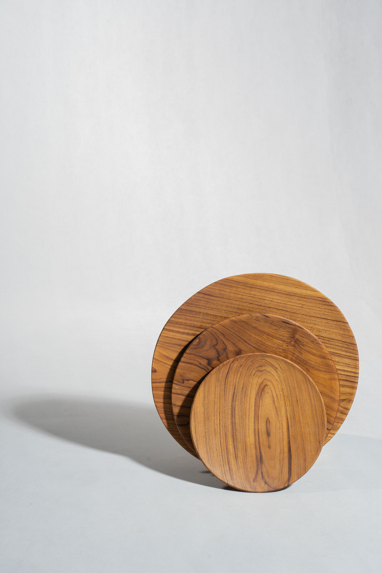 Set of 4 flat monoxyl teak trays