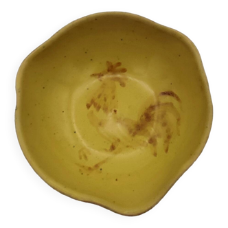 Ceramic bowl with rooster decoration signed