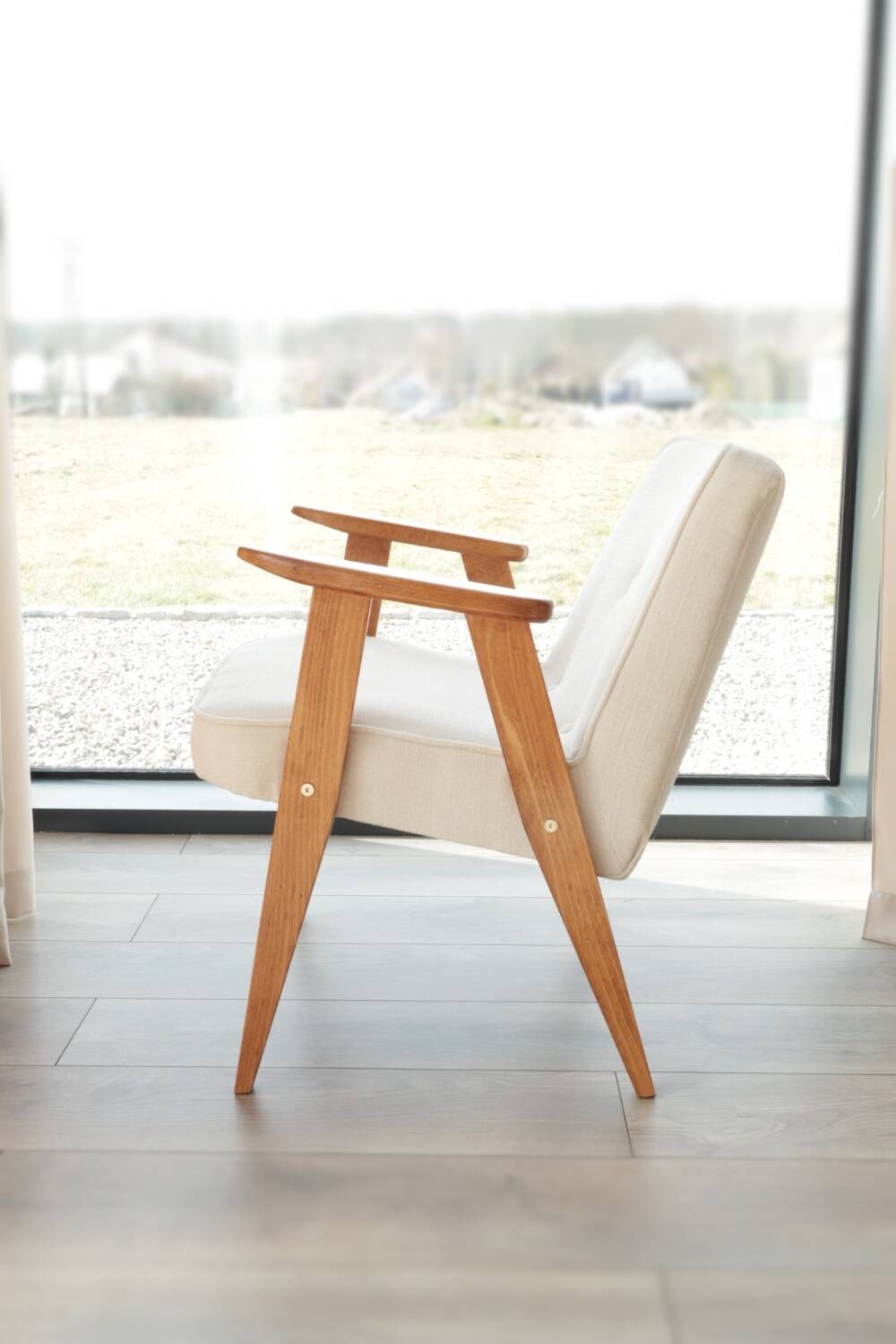 Fauteuil Lounge Vintage Crème Blanche Tissu Bois Naturel Design Scandinave