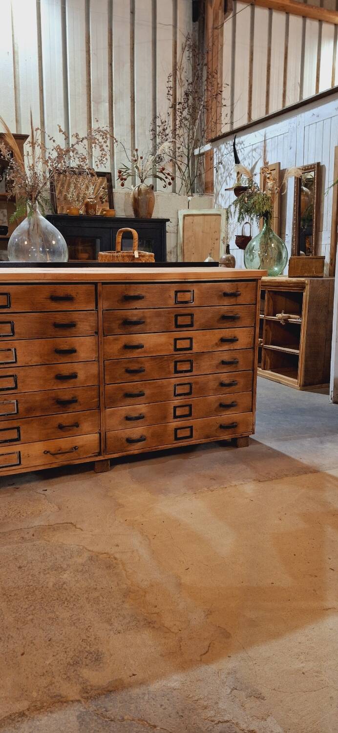 Craft cabinet with drawers
