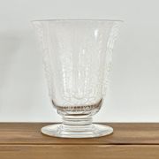 Vase tulipe en cristal de BACCARAT  à décor gravé d'arabesques - Signé