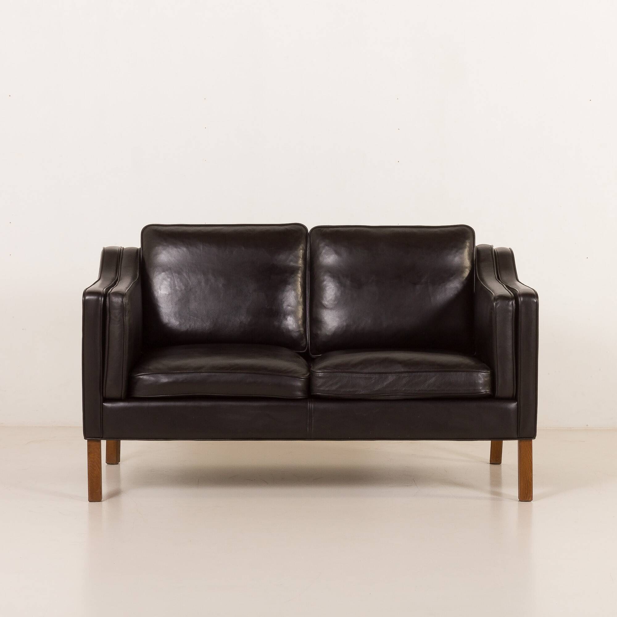 Danish black aniline leather sofa by Hurup, 1980s