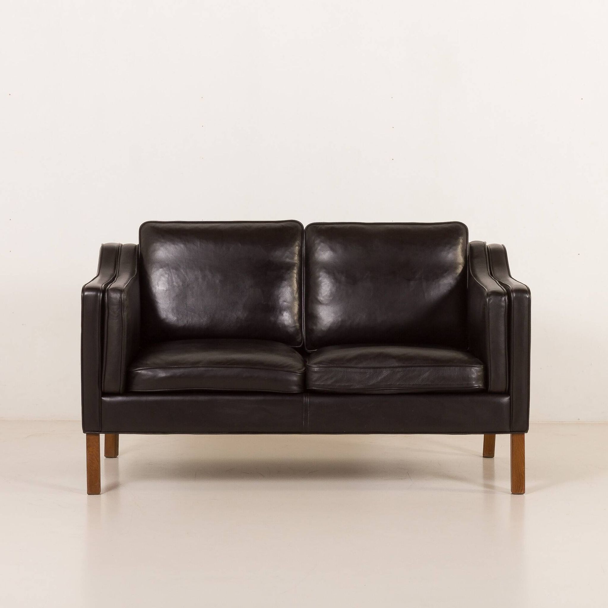 Danish black aniline leather sofa by Hurup, 1980s