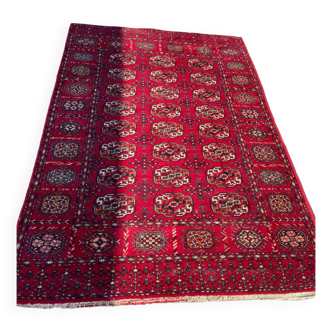 Tapis persan rouge