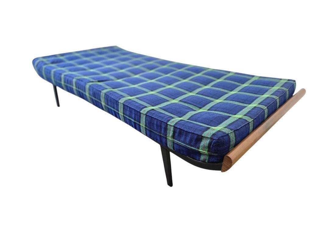 Vintage "Cleopatra" chaise longue by Dick Cordemeijer by Auping