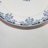 Set de 3 assiettes plates en faïence de Sarreguemines modèle Mignon, terre de fer.