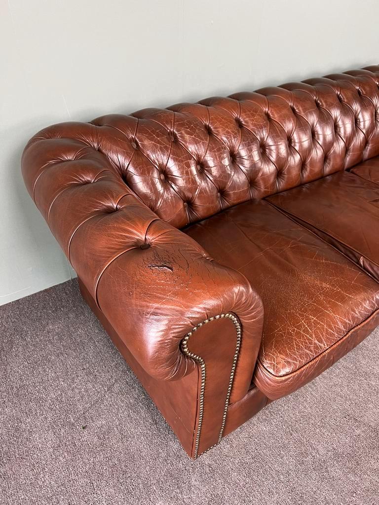 Chesterfield 3-seater calf leather sofa