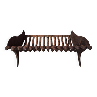 Cast iron log holder