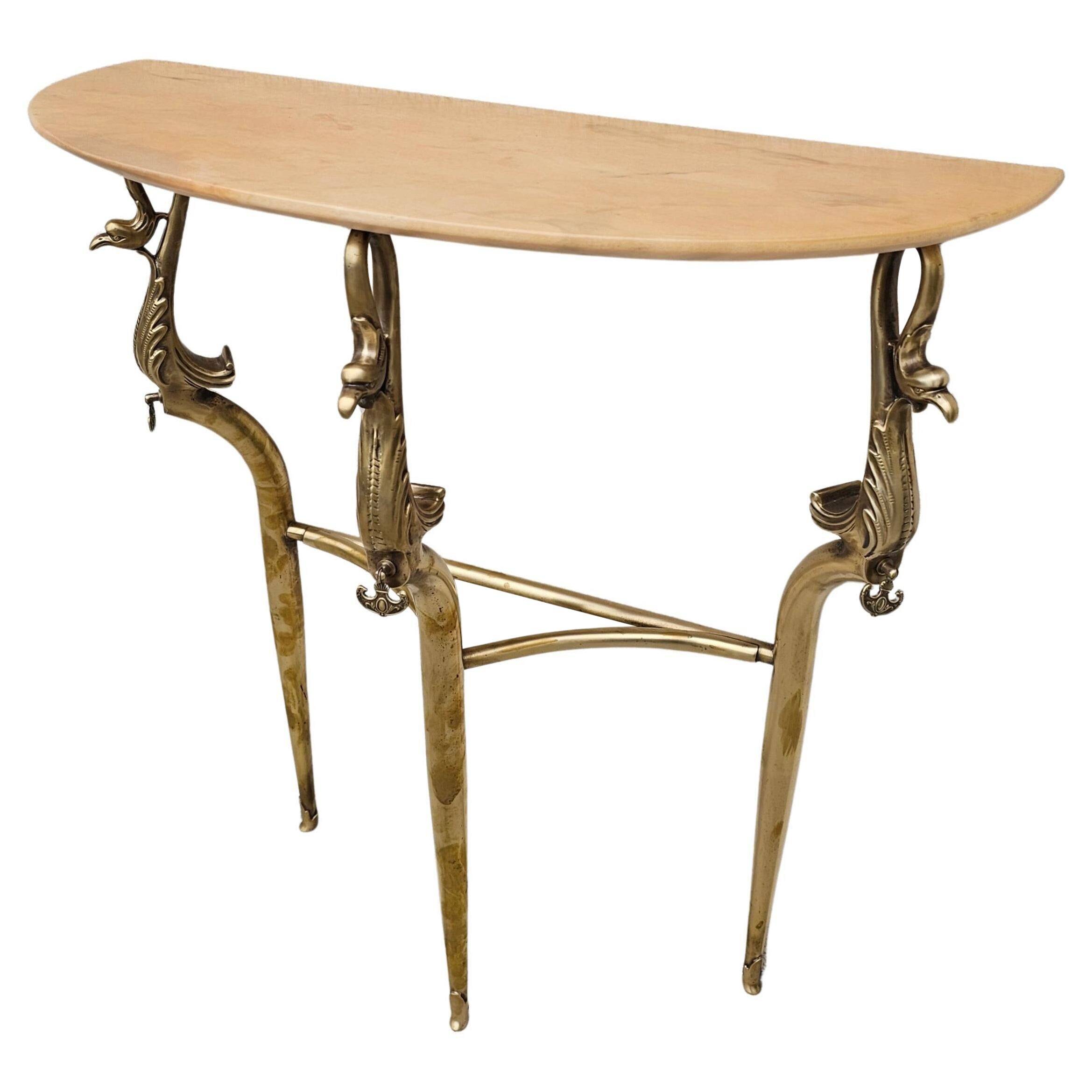 Table console Hollywood Regency en laiton avec dessus en marbre semi-circulaire années 1950