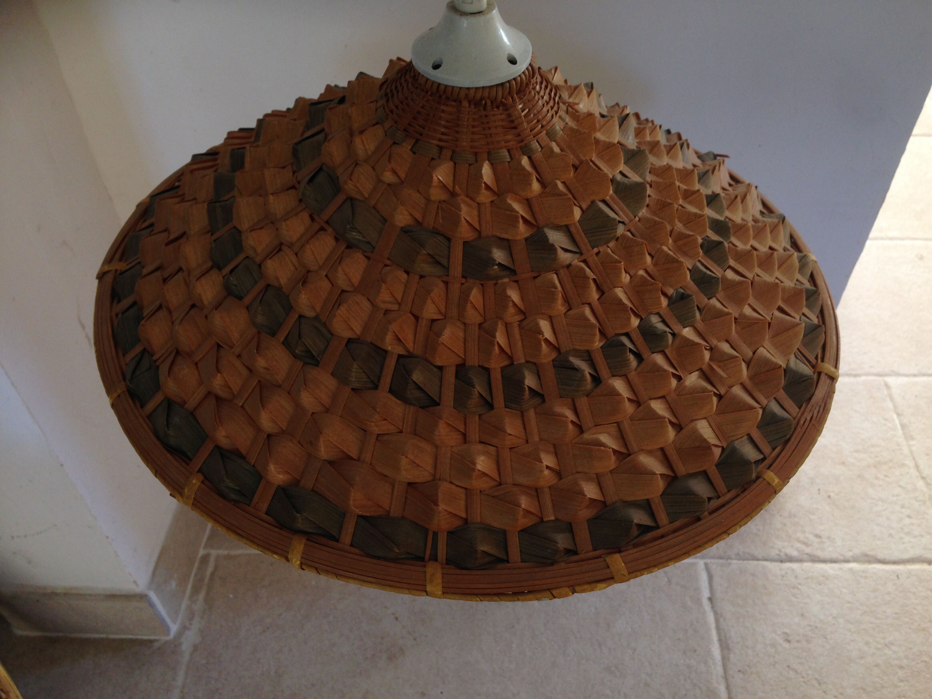 Vintage braided rattan suspension