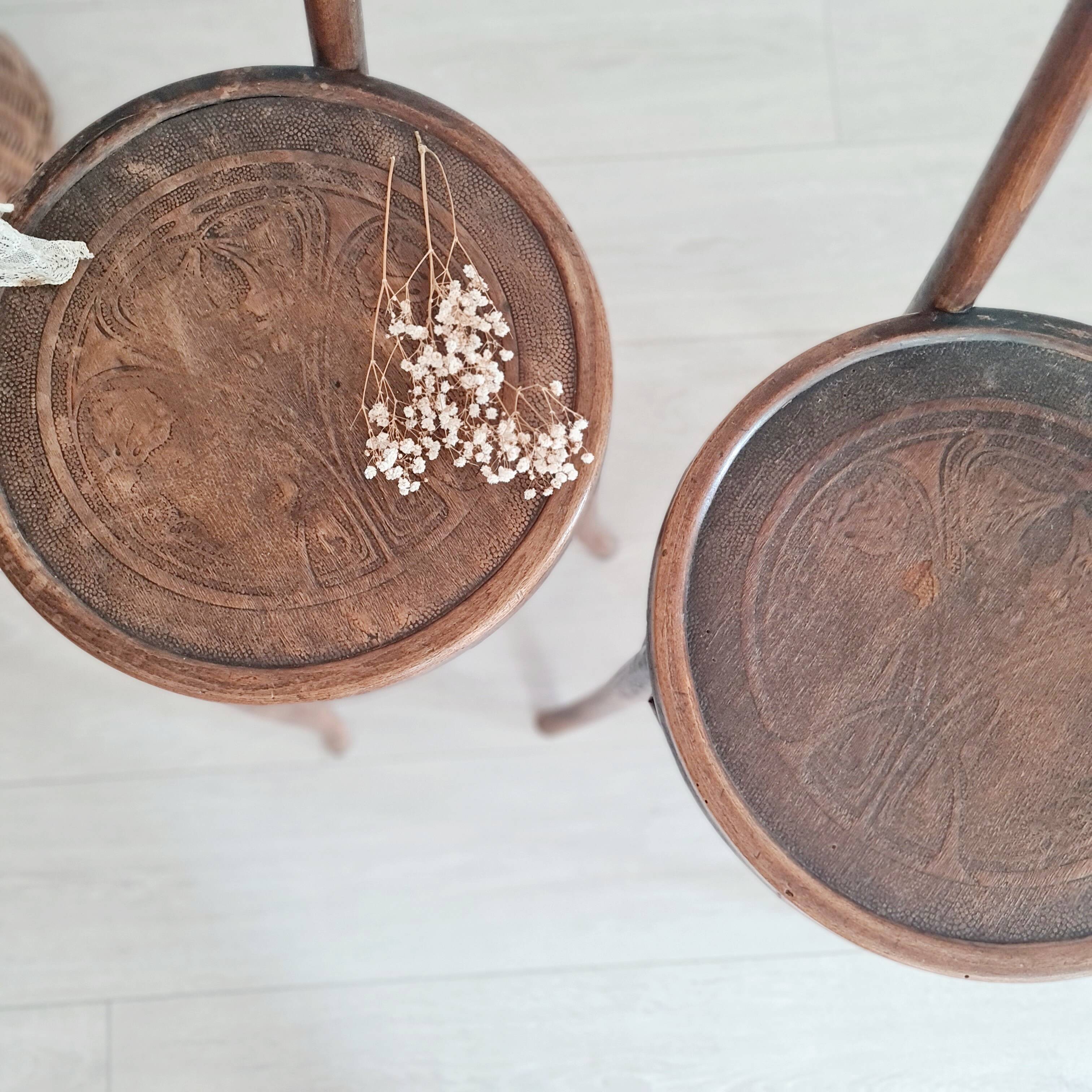 Chaises bistrot bois courbé