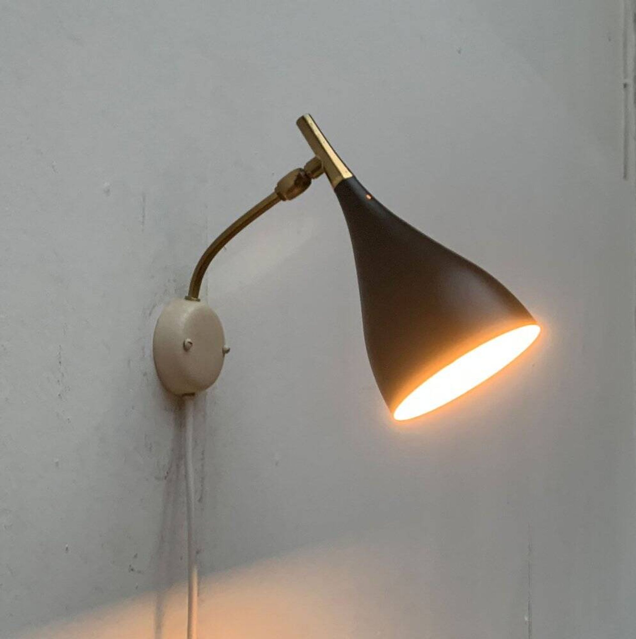 Lampe murale allemande du milieu du siècle par Cosack