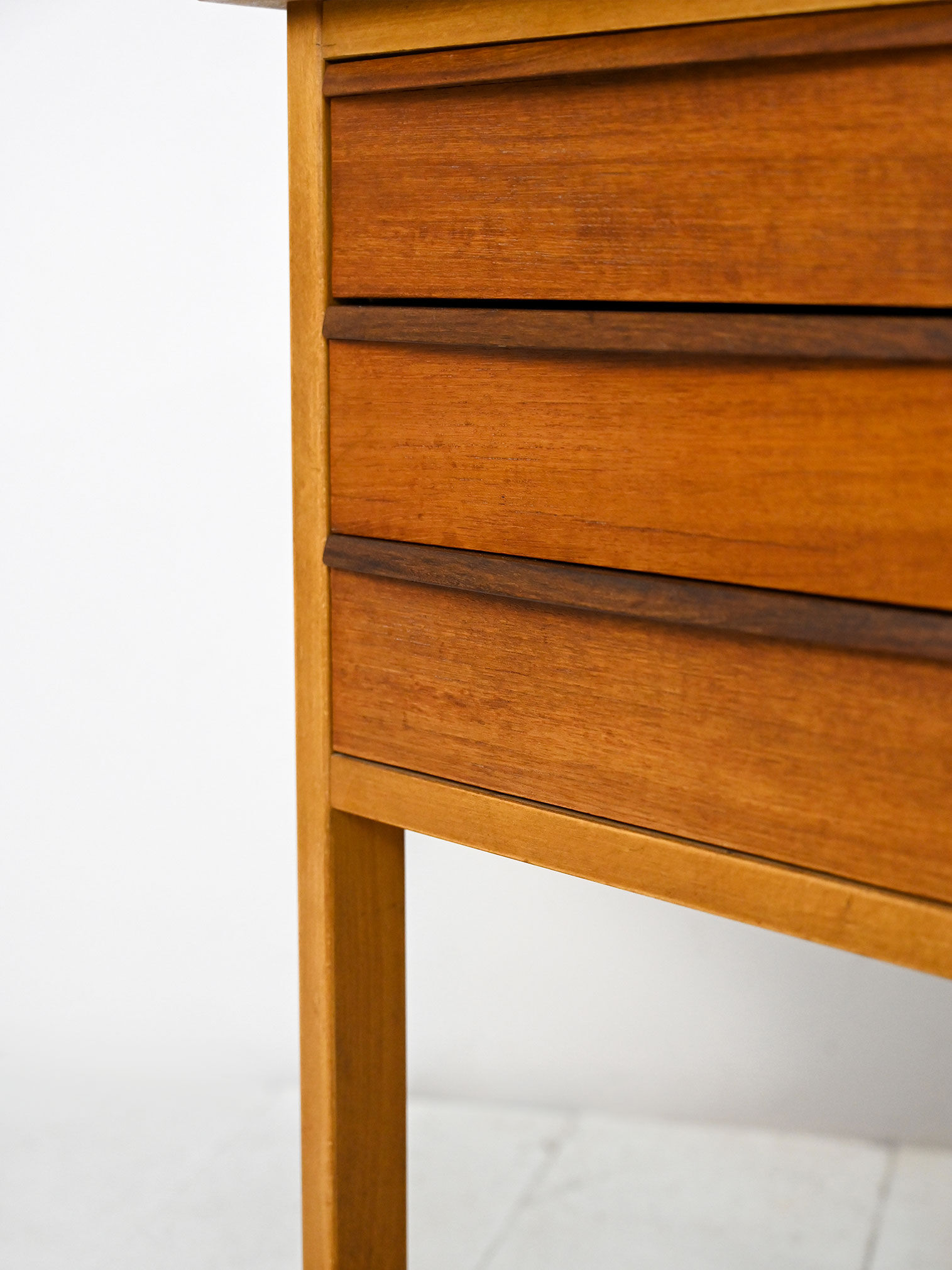 Vintage desk with drawers