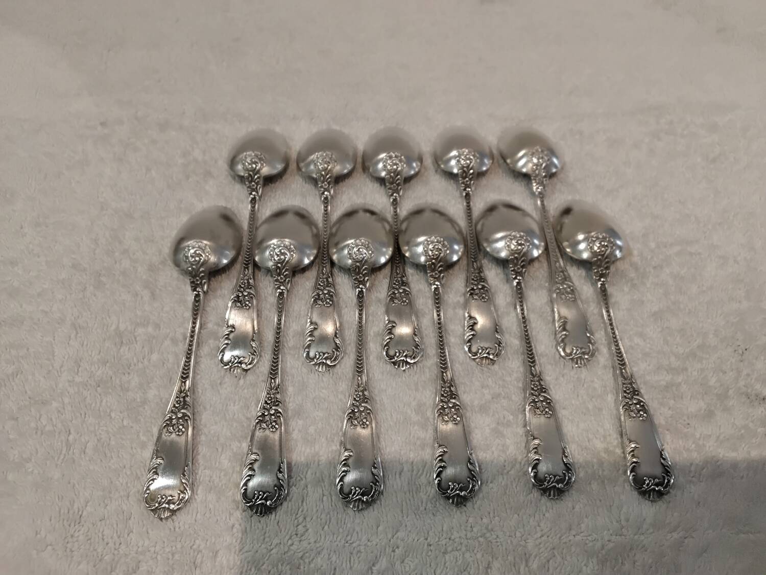 11 silver-plated metal teaspoons, Boulenger LXV scales