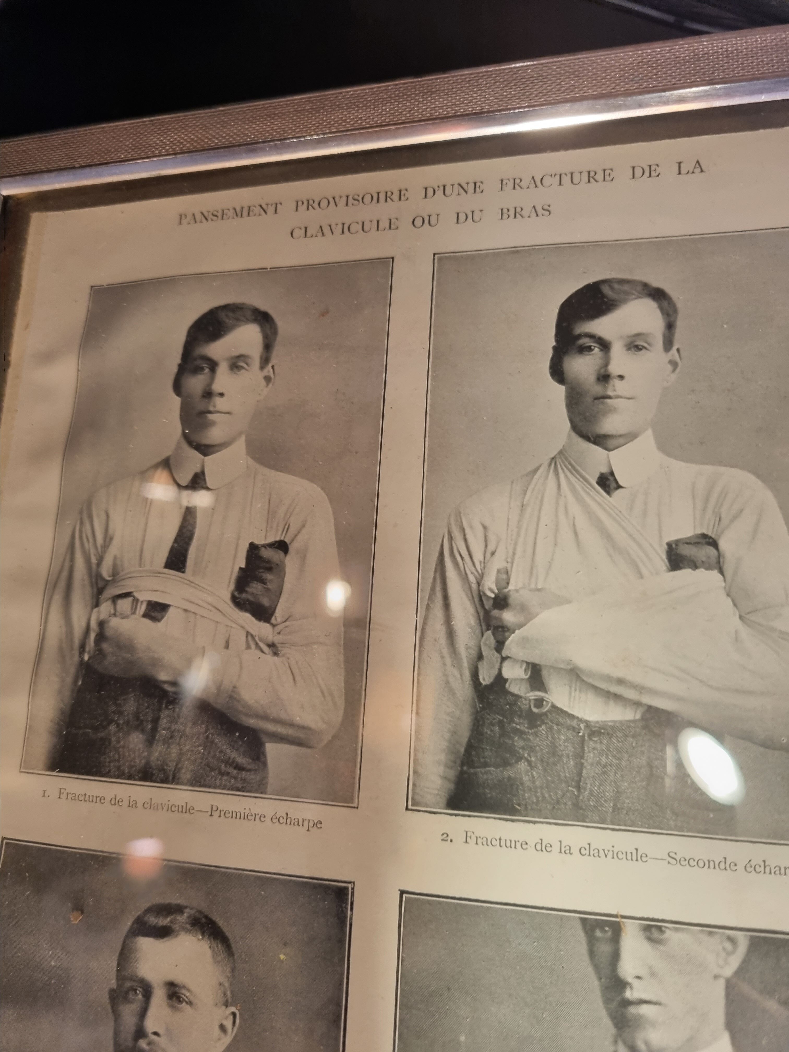 Photo frame medicine early XXth