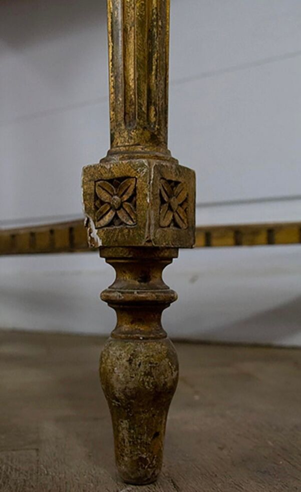 Table d'appoint, style louis xvi, bois doré, xixème siècle