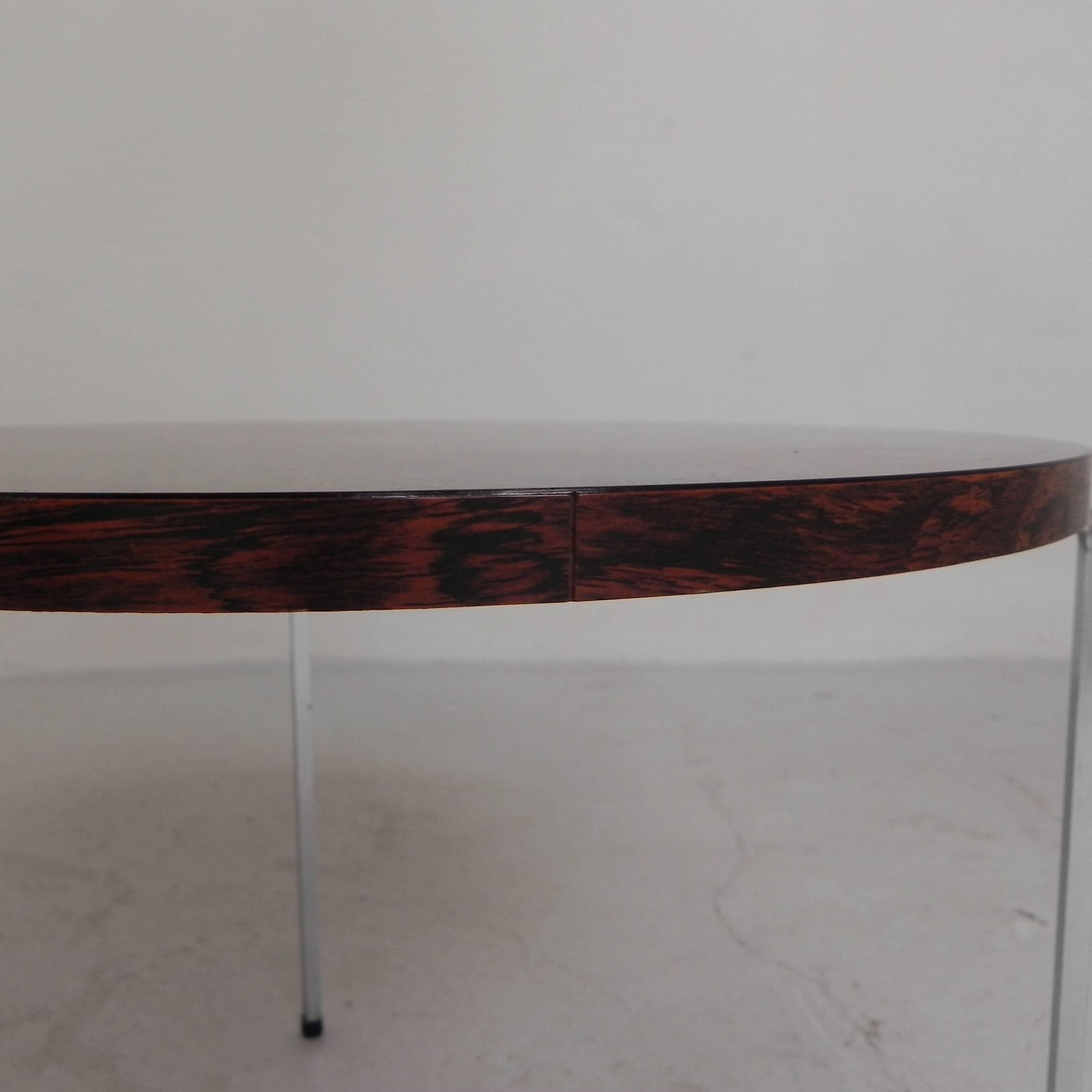 Set of 3 side tables, nesting tables Vaza Roden, 1960s.