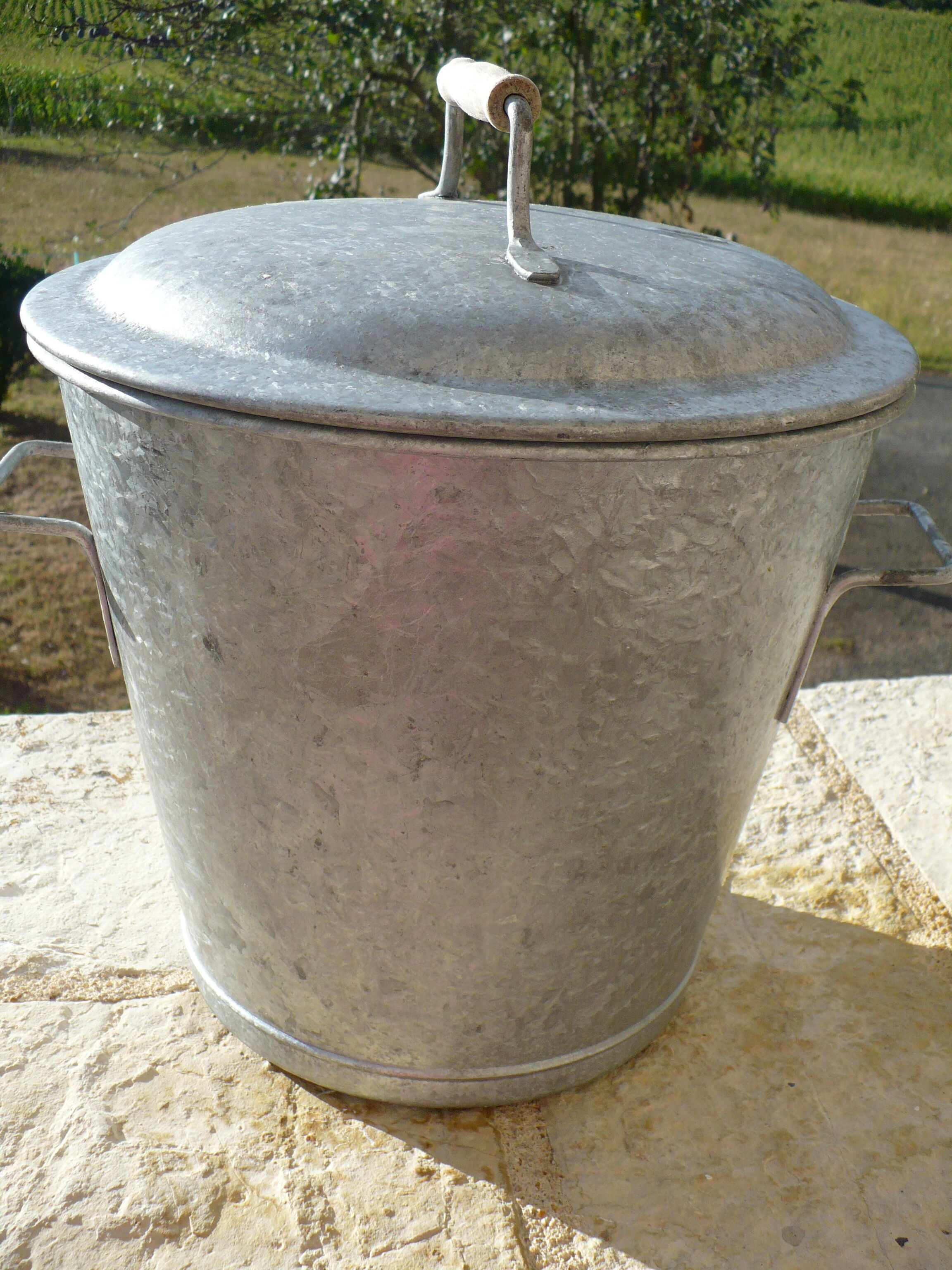 Zinc basin