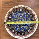 Decorative ceramic wall plate from iznik (Türkiye).