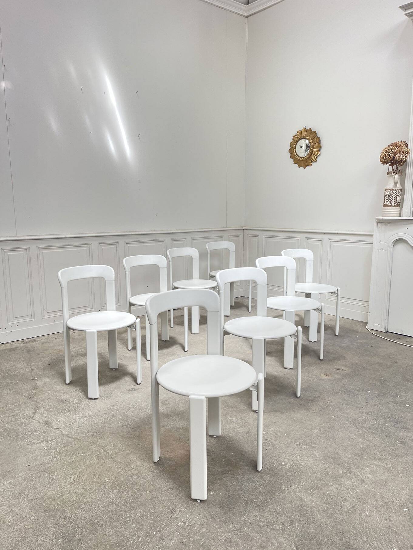 Set of off-white vintage chairs