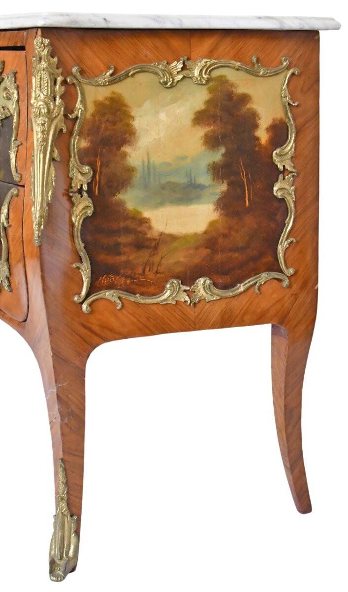 Commode de style Louis XV