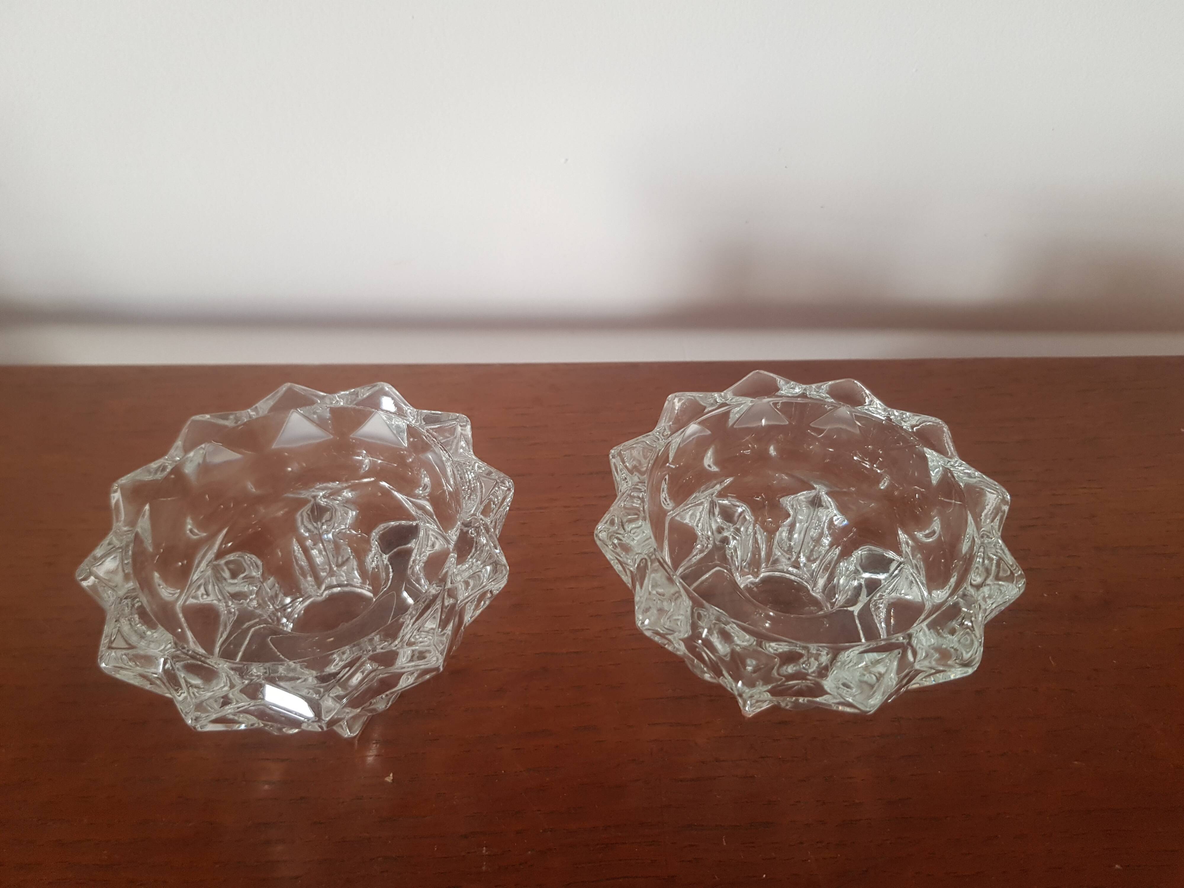 Set of 2 glass candle holders