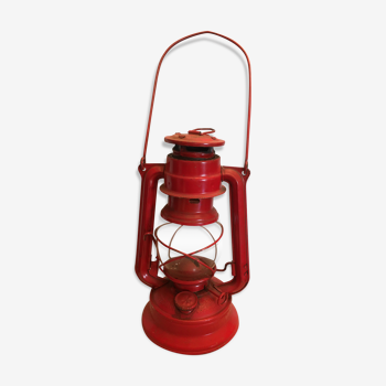 Vintage Meva 864 red storm lamp