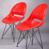 Set of four chairs with base