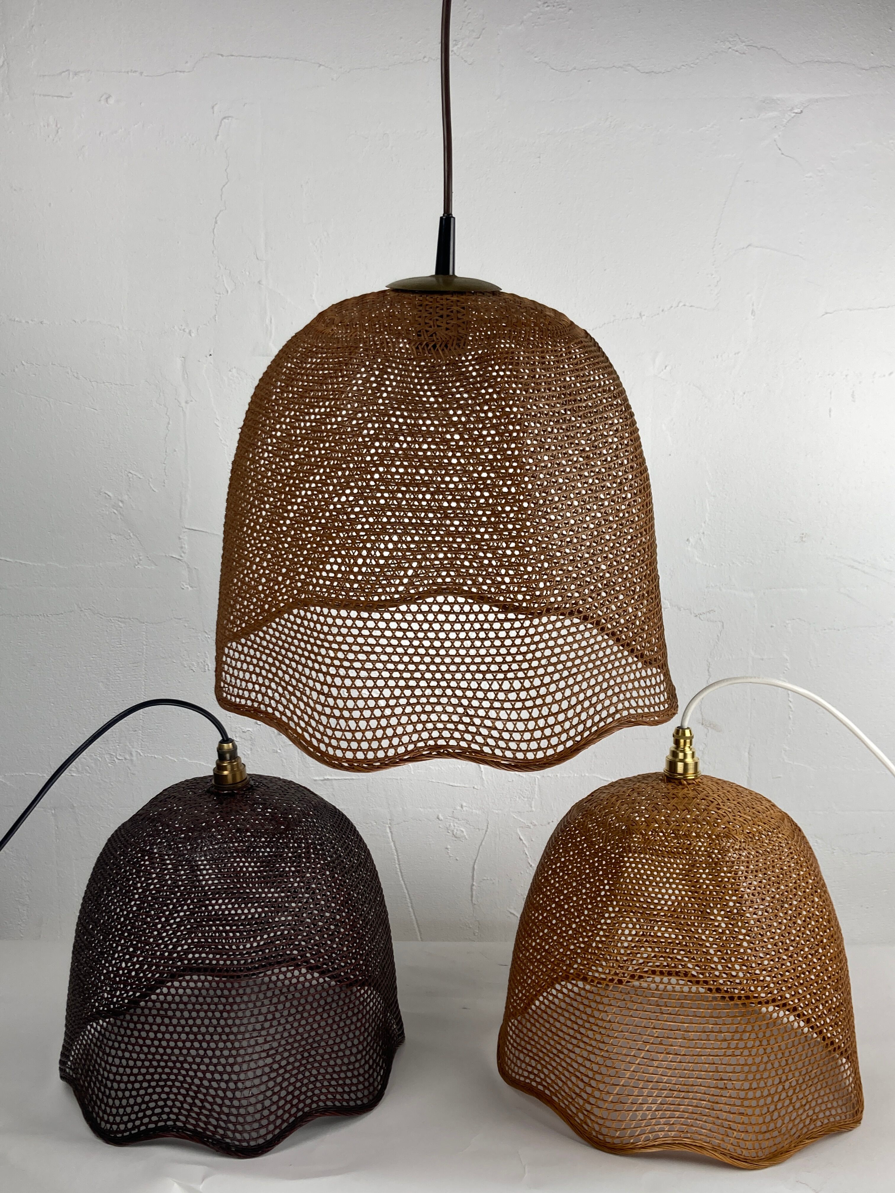 Beehive webbing rattan wicker pendant hanging lamp, 1930s