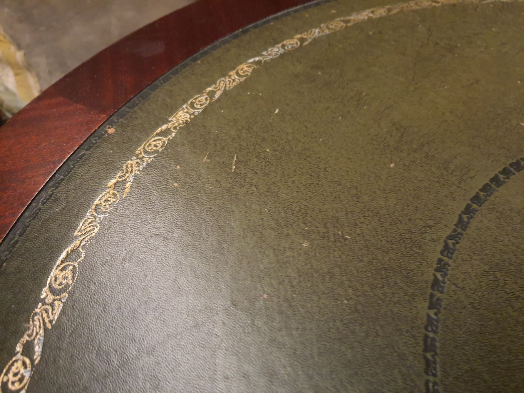 English game table leather tray and lion foot