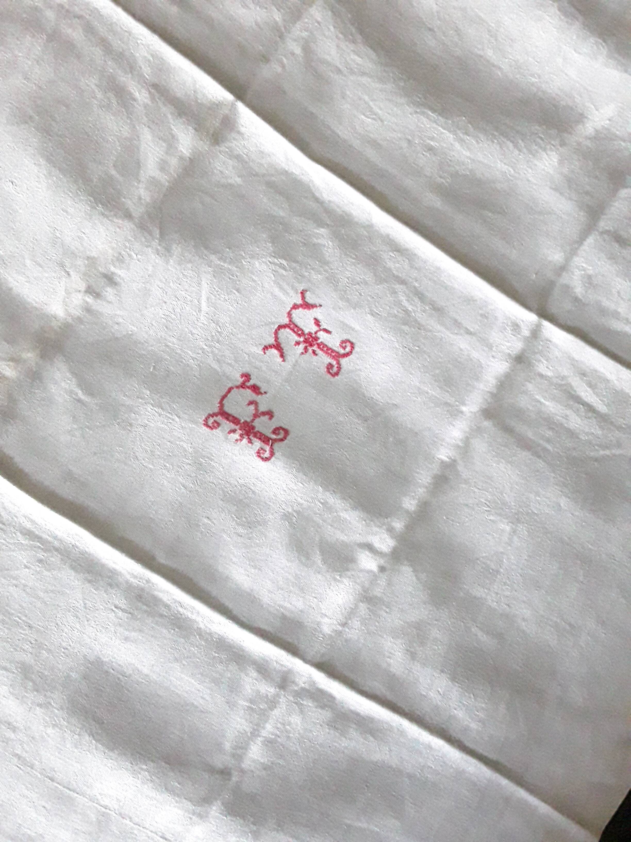 4 old monogrammed napkins