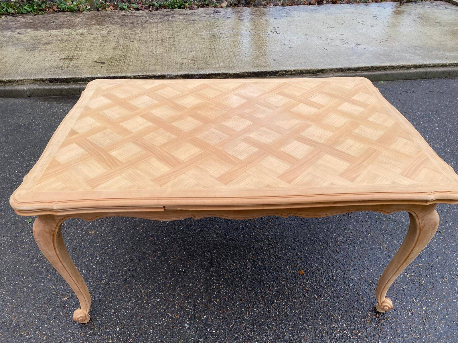 Louis XV extendable dining table from the 20th century, renovated in cherry wood, 250cm.
