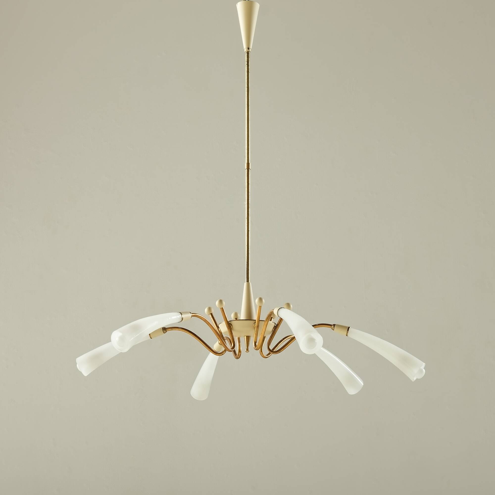 Italian mid century spider chandelier in brass and Murano glass, 1950s