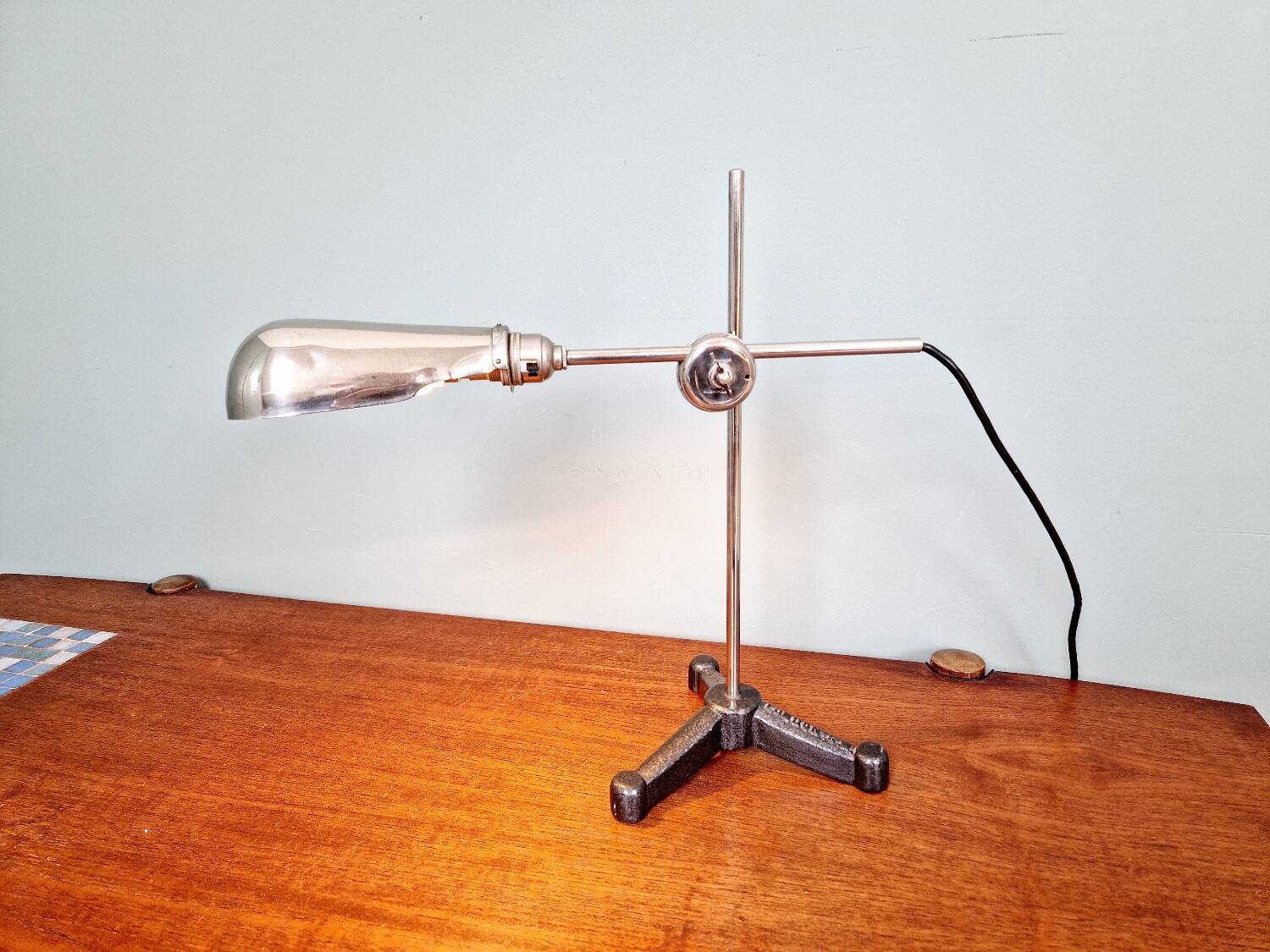 Lampe de travail en métal chromé et fonte, C.F Palmer & Co, London, 1920