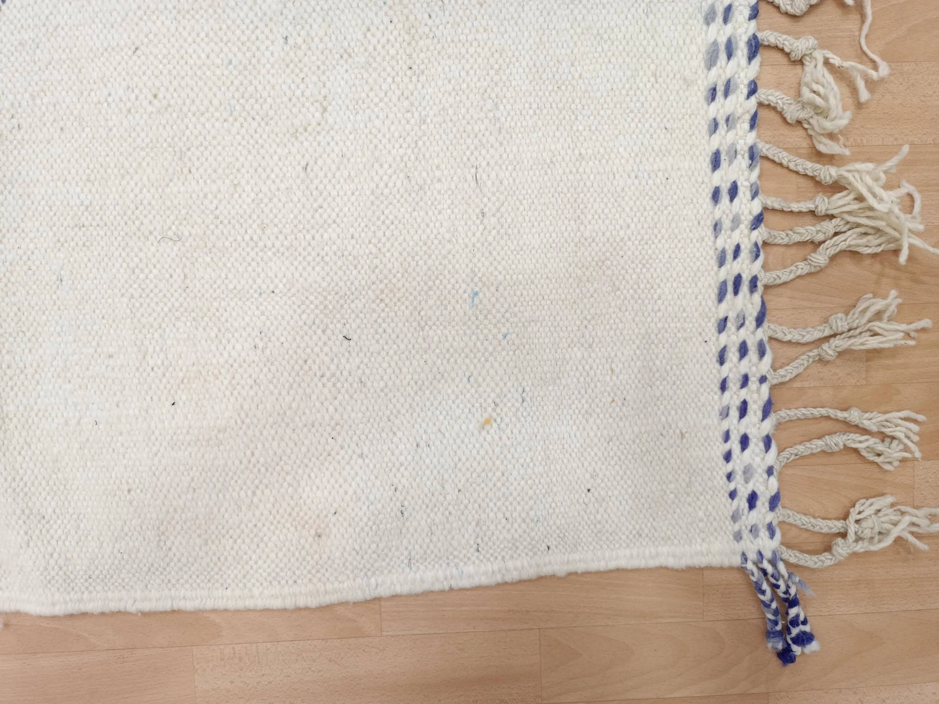 Traditional Berber rug 3x2 m