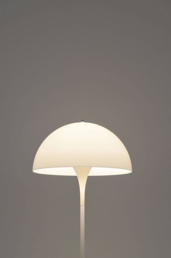 Lampe sur pied Panthella conçue par Verner Panton pour Louis Poulsen, années 1970.