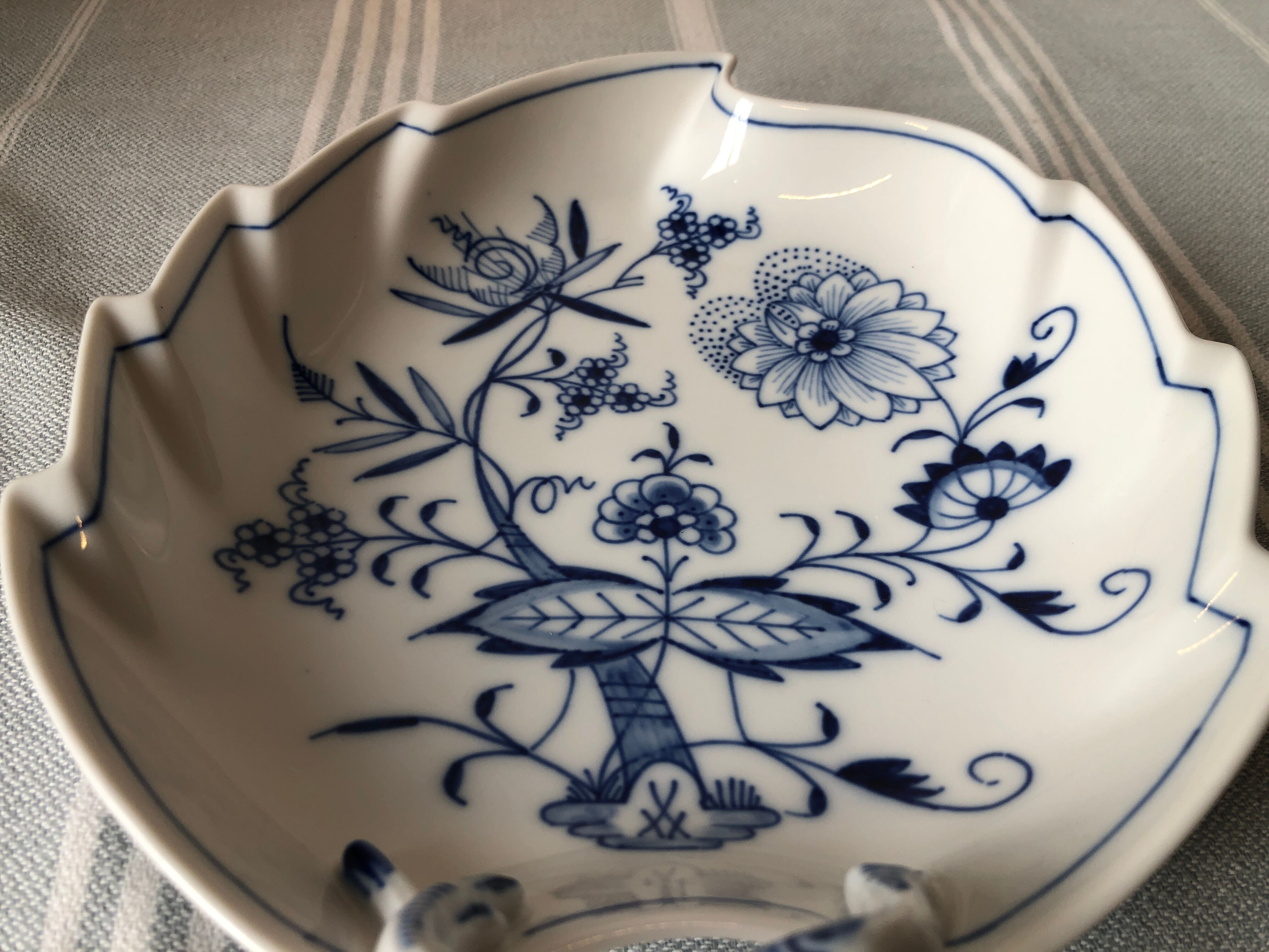 Collectible porcelain - messein - saucer