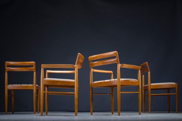 Chaises de salle à manger en teck danois du milieu du siècle par HW Klein pour Bramin, années 1970, Ensemble de 4