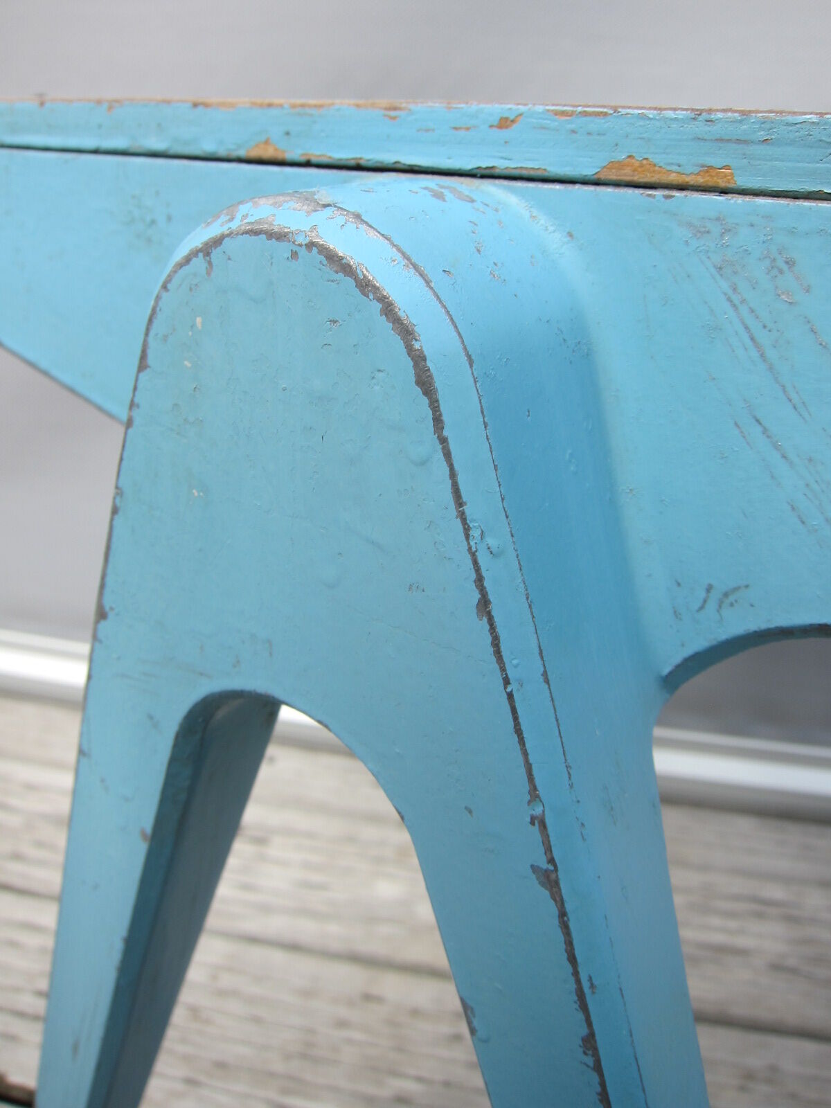 Table pieds compas Esavian 1950