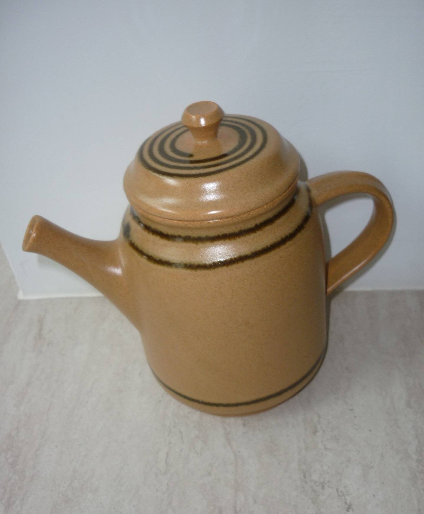 Sarregueminnes stoneware coffee maker, Savoie model