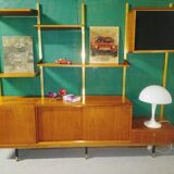Modular wall shelf in Paolozzi teak