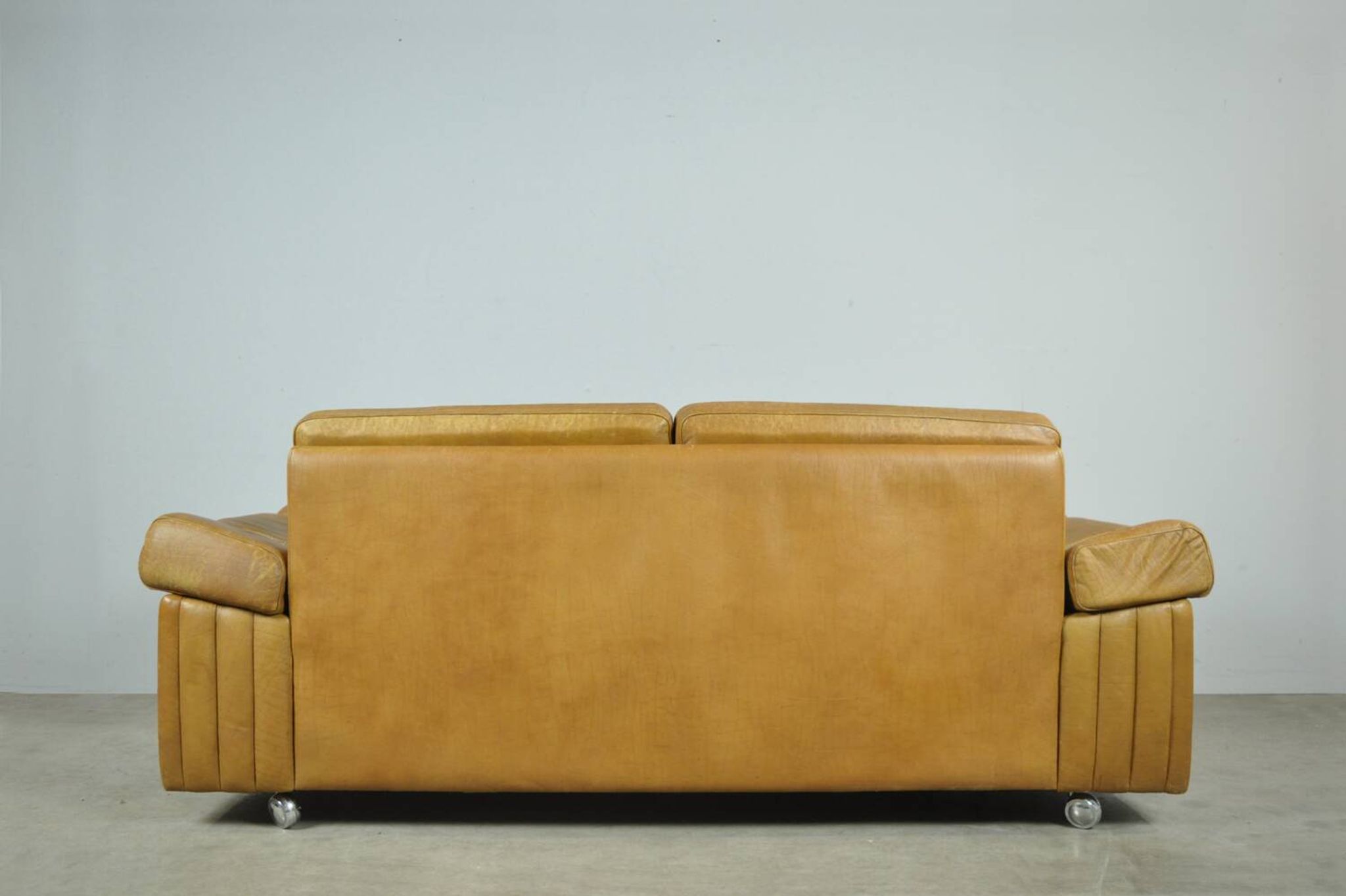 Danish vintage leather 2-seater sofa by svend skipper, 1970s