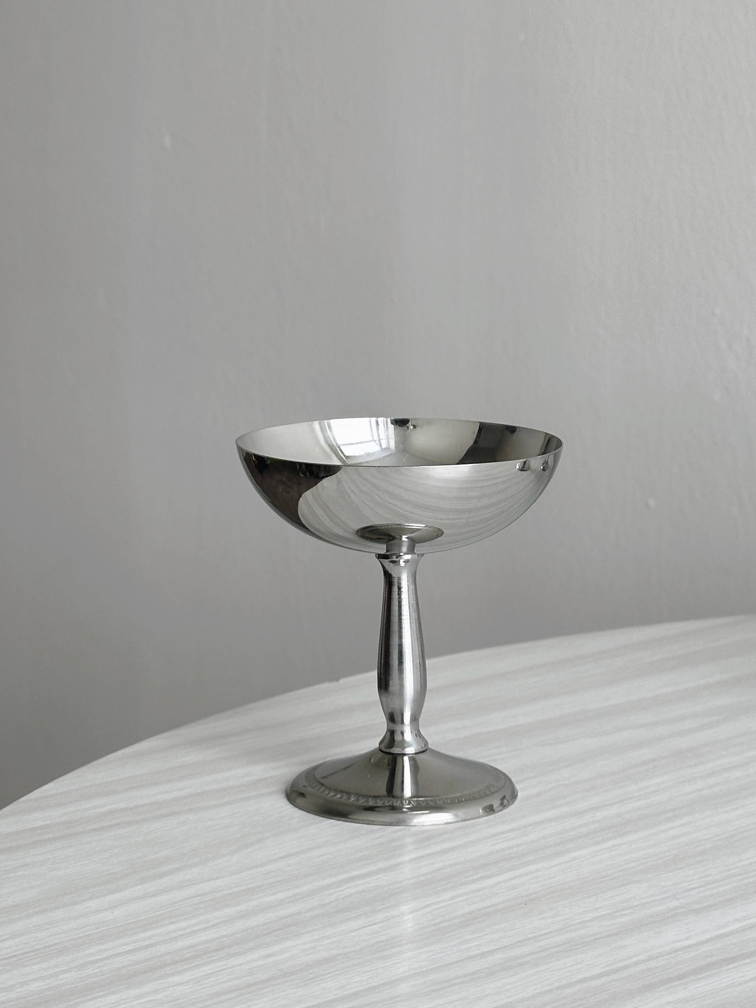 6 stainless steel footed bowls, Letang Remy style