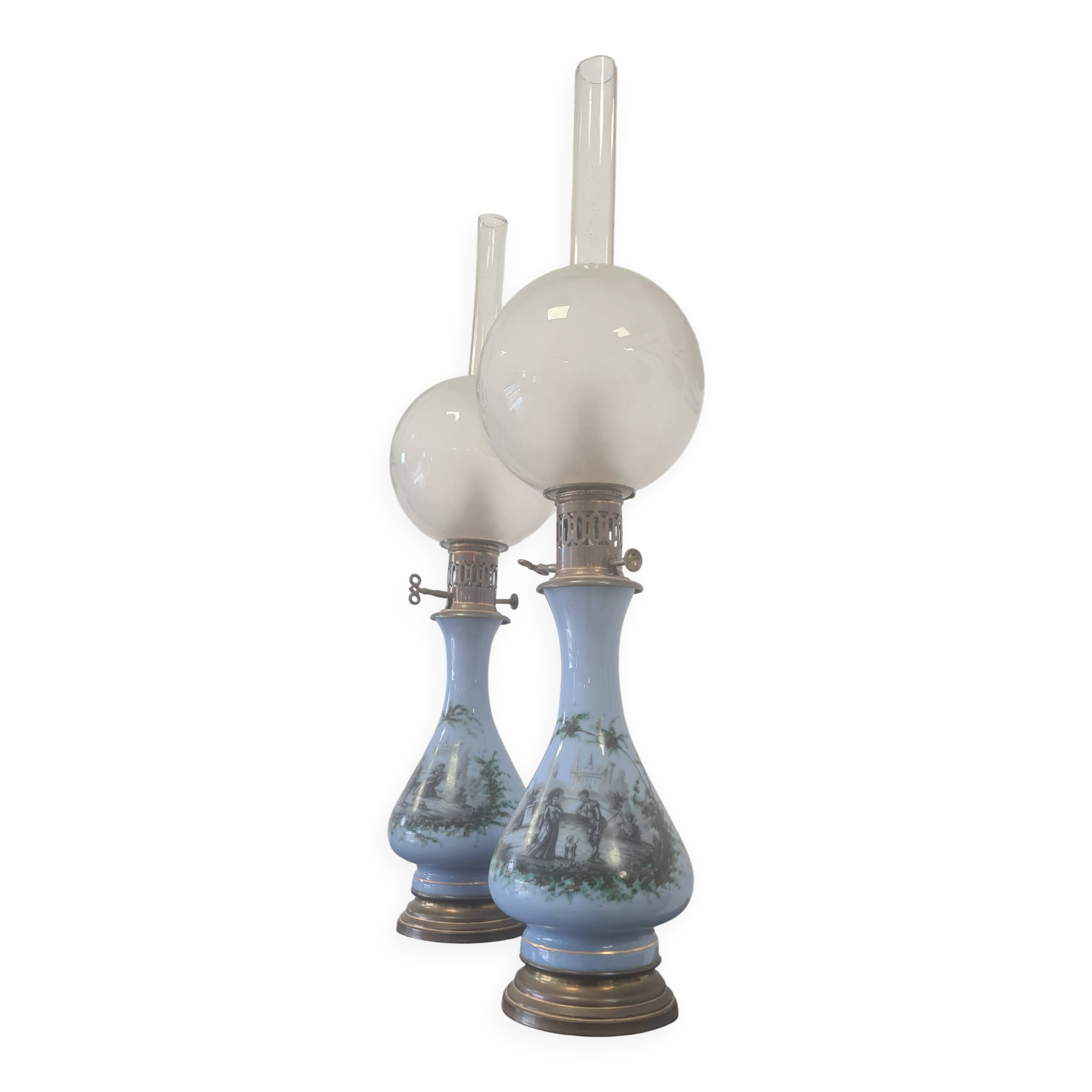 pair of oil lamps in opaline decorated 66x18