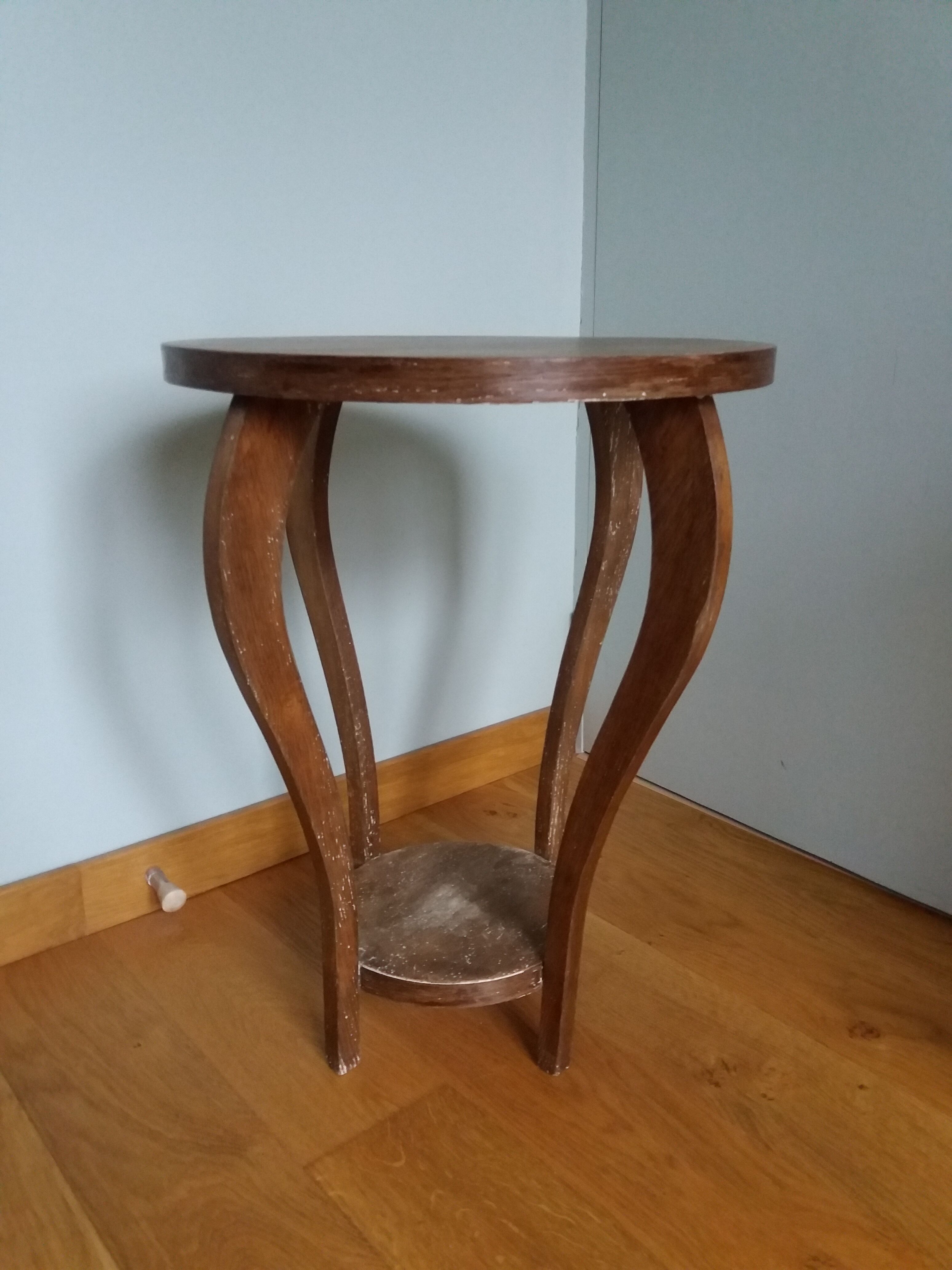 Art Deco pedestal table
