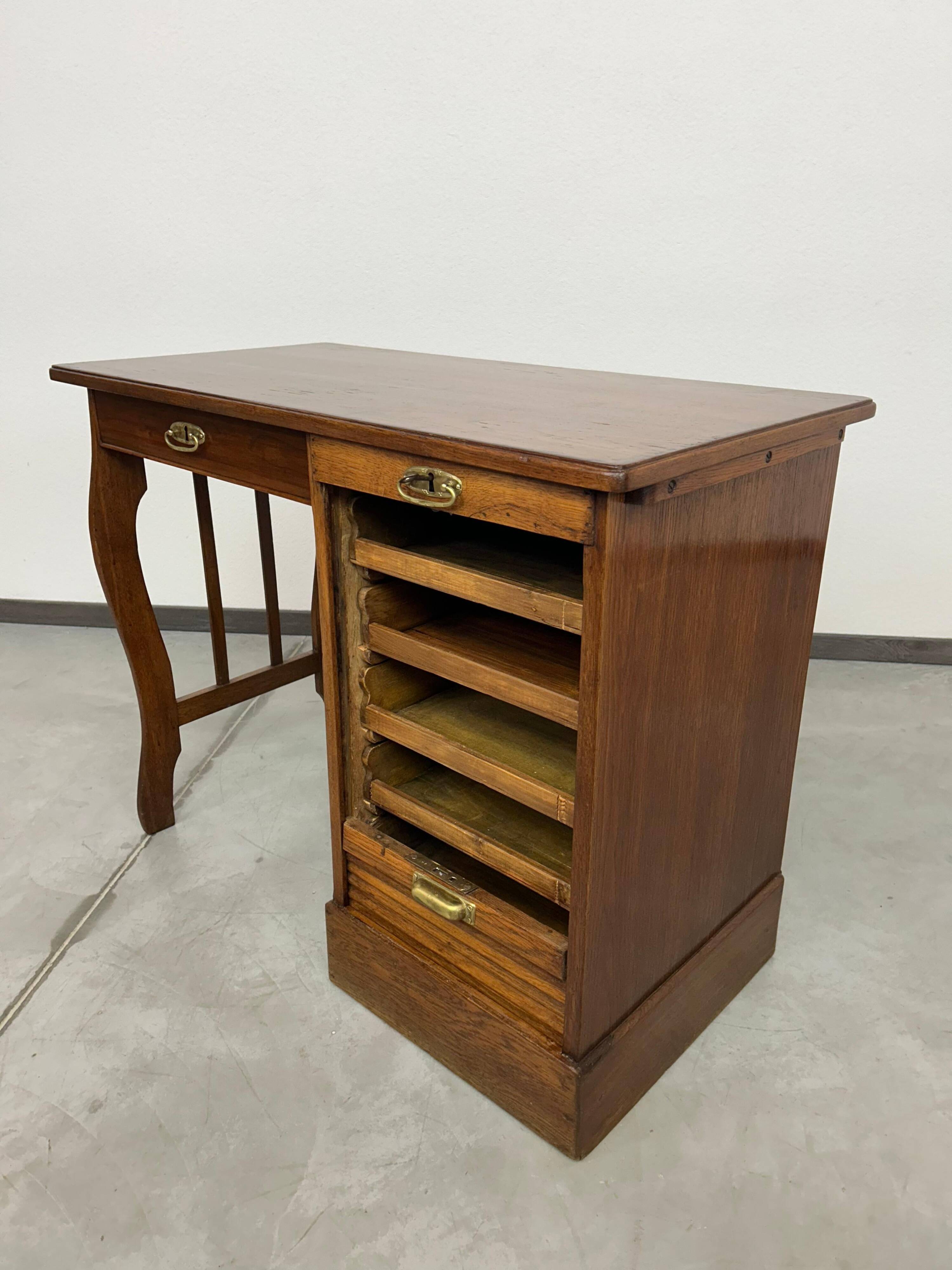 Petit bureau art déco