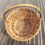 Round wicker basket