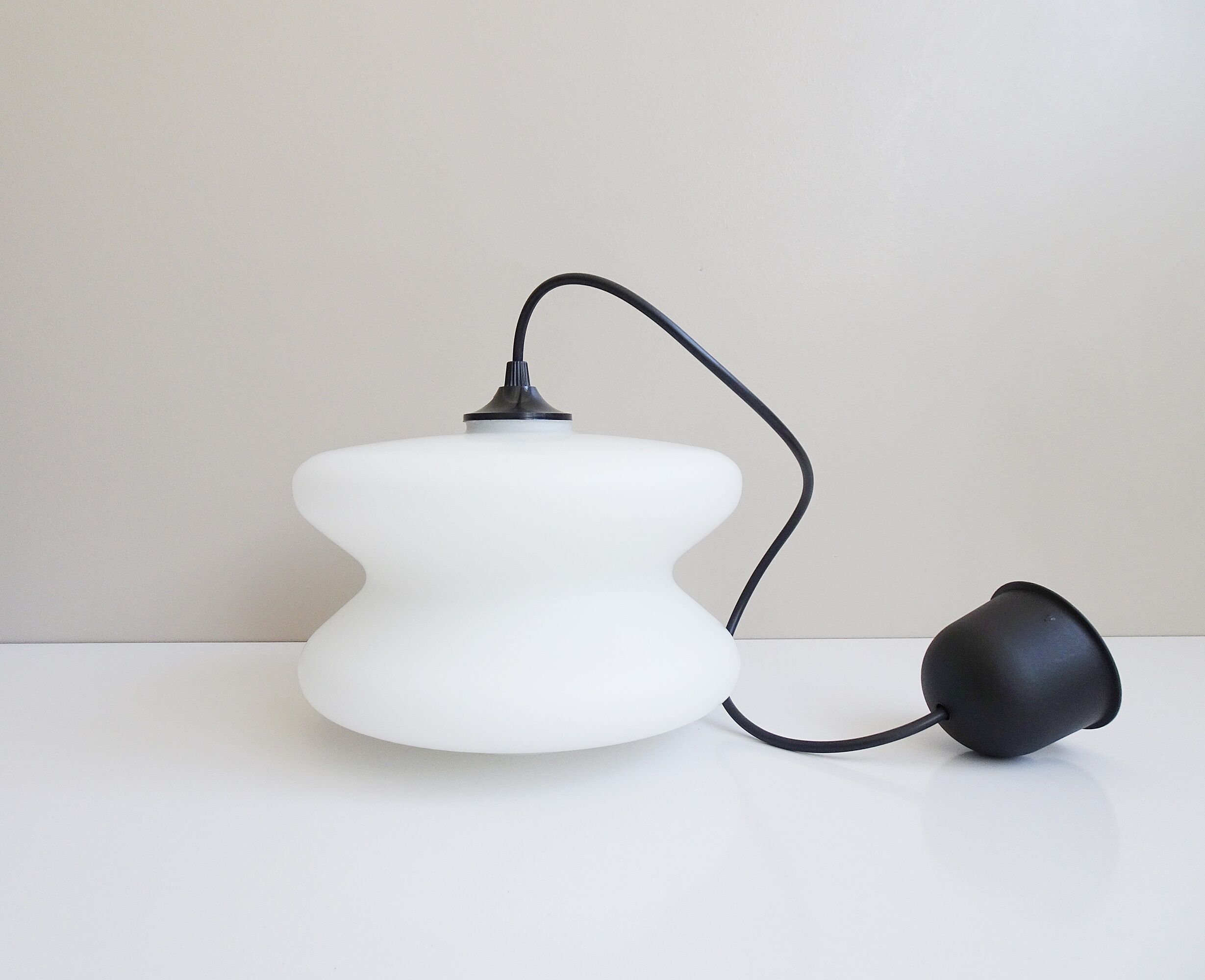 Pendant lamp made of opal glass