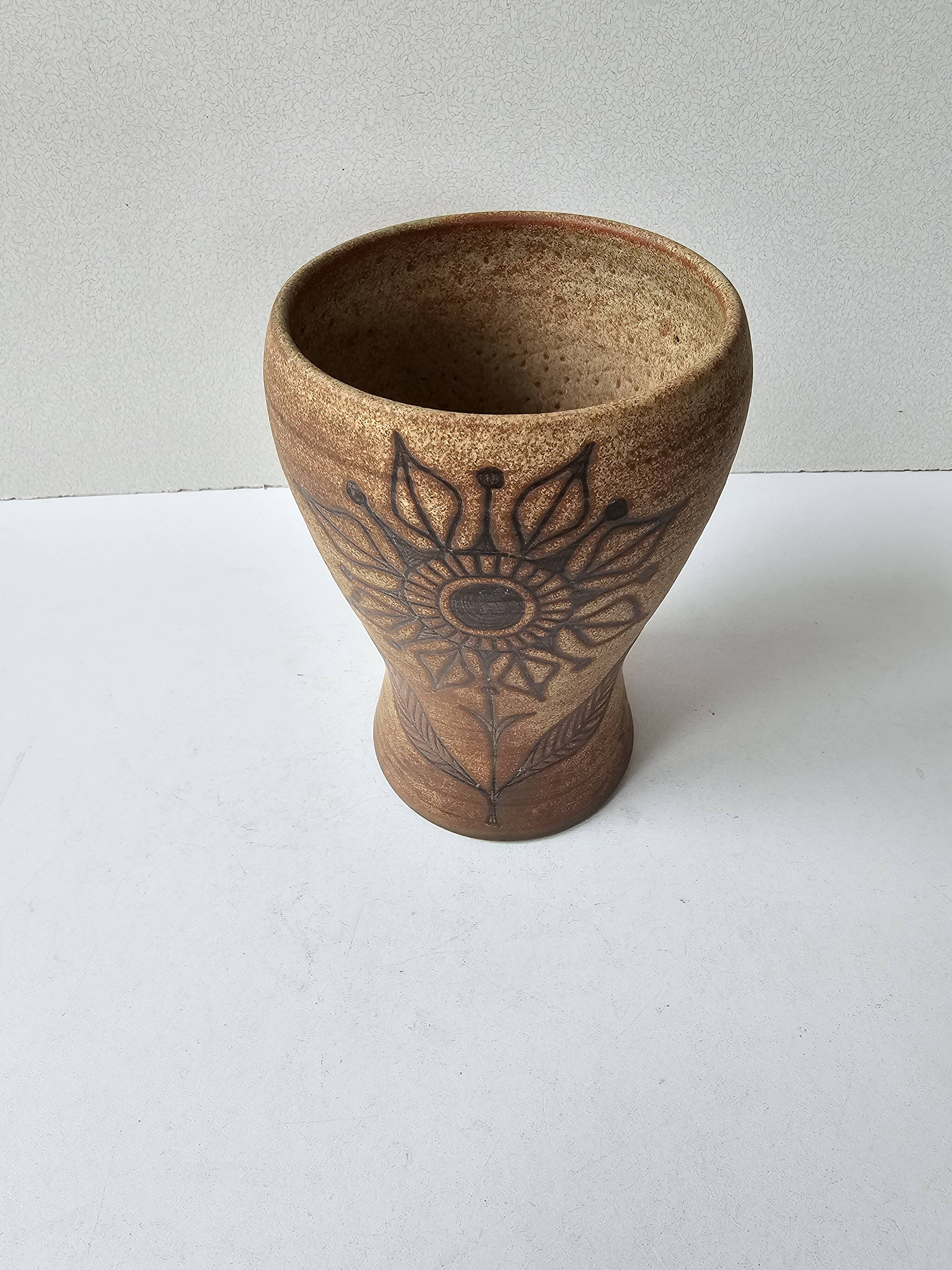 Ceramic vase with floral pattern - signed Fonck & Matéo Vallauris